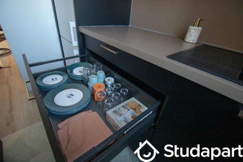 Chambre - 10 m² - 1 pièce