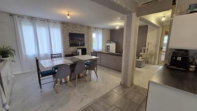 Maison traditionnelle - 113 m² - 6 pièces