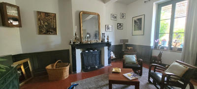 Maison de village - 235 m² - 8 pièces