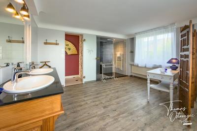 Maison - 600 m² - 15 pièces