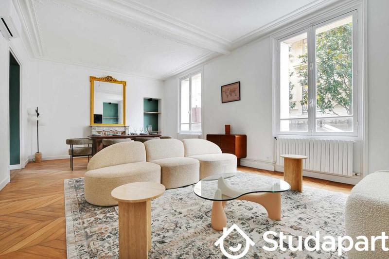 Appartement - 90 m² - 5 pièces