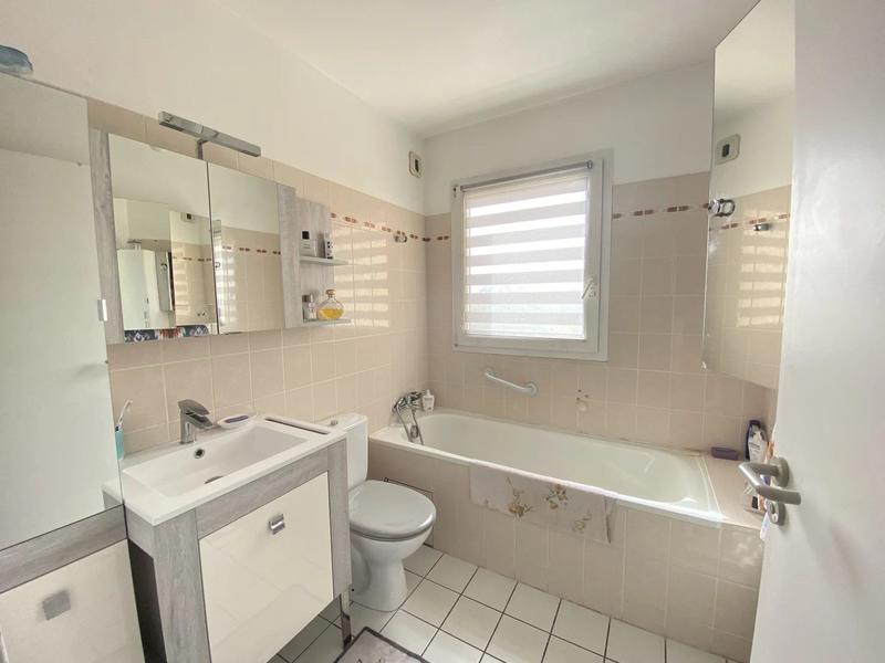 Appartement - 136 m² - 7 pièces