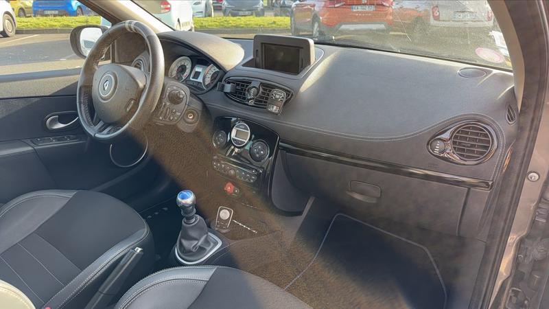 Renault Clio 1.6 16v 128 Gordini