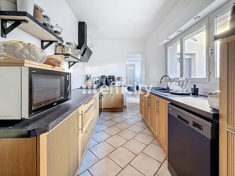 Maison de ville - 100 m² - 4 pièces