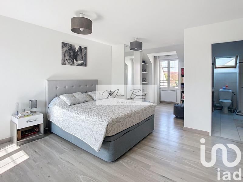 Appartement - 143 m² - 5 pièces