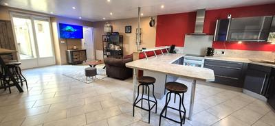 Maison - 122 m² - 5 pièces