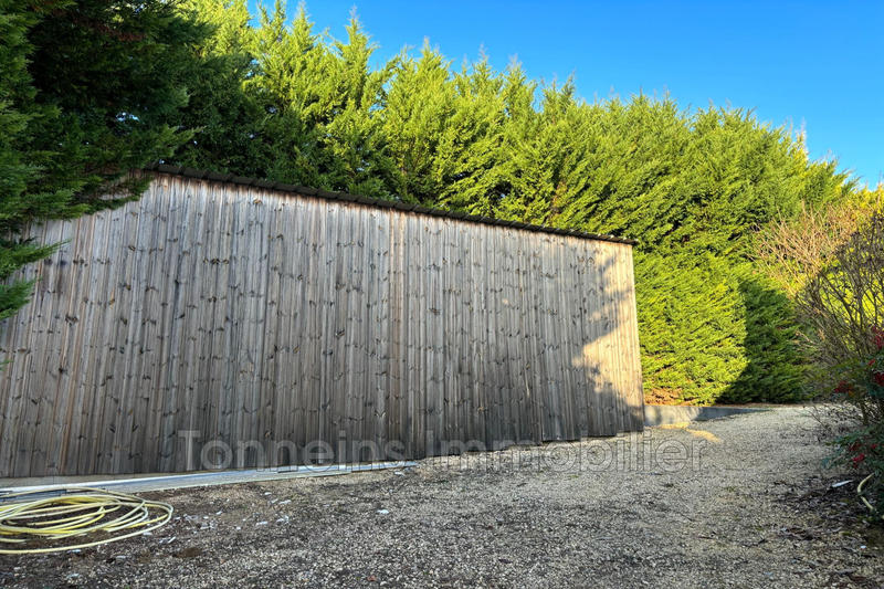 Maison - 270 m² - 8 pièces