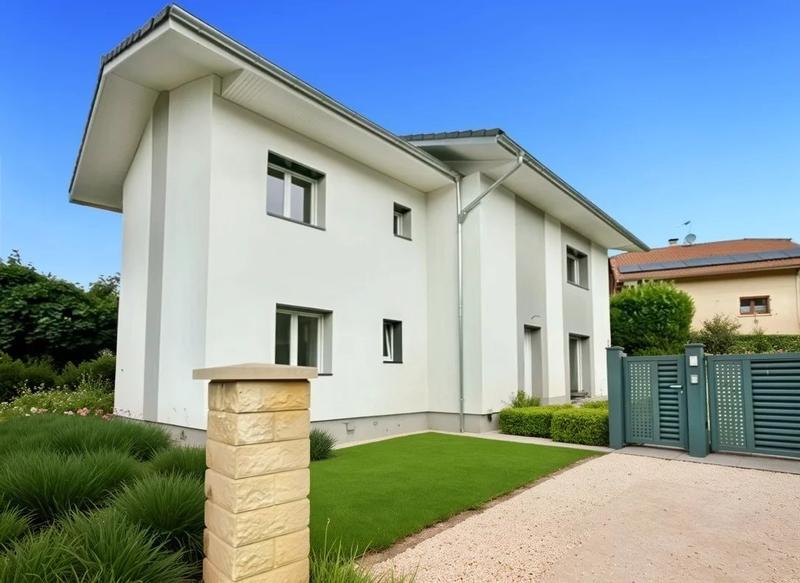 Maison - 136 m² - 5 pièces