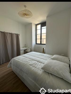 Chambre - 9 m² - 1 pièce