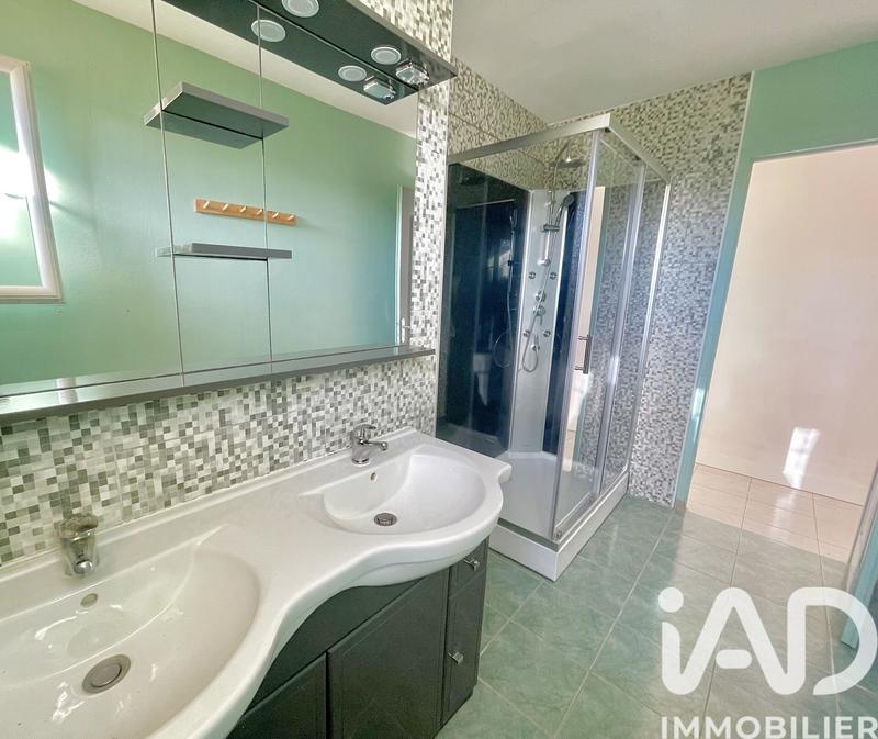 Maison - 96 m² - 5 pièces