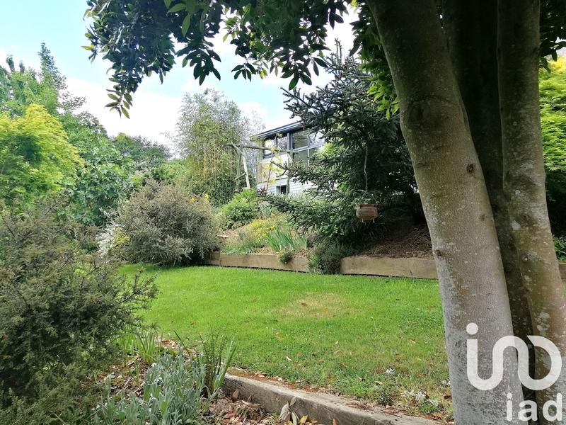 Maison - 232 m² - 10 pièces