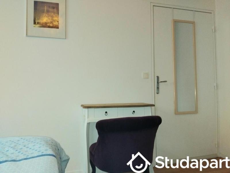 Chambre - 10 m² - 1 pièce