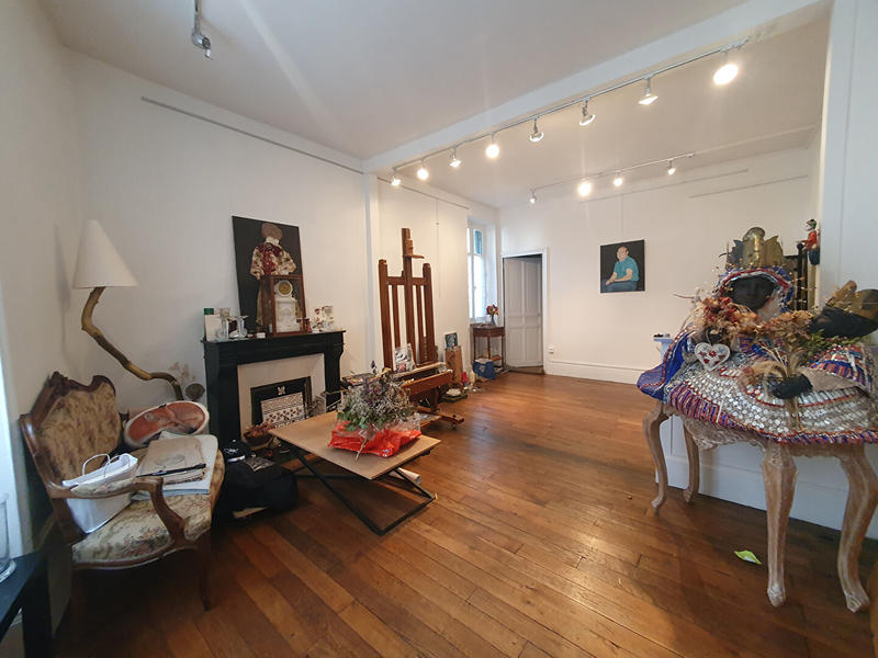 Maison - 232 m² - 10 pièces