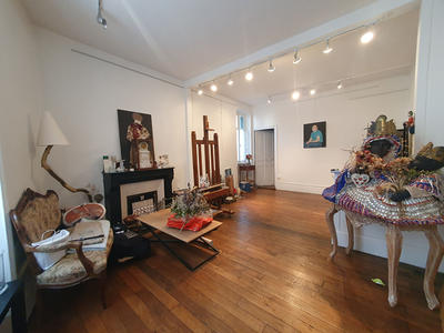 Maison - 232 m² - 10 pièces