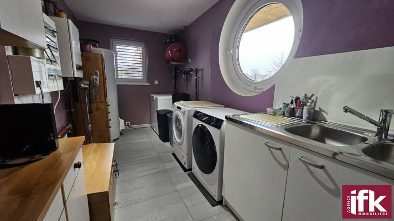 Maison - 145 m² - 5 pièces