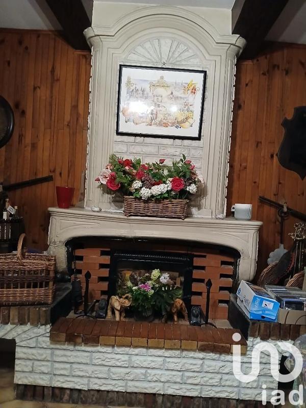 Maison - 220 m² - 8 pièces