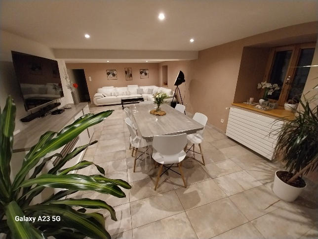 Maison - 165 m² - 5 pièces