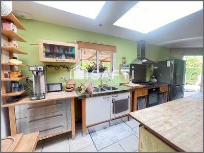 Maison - 97 m² - 4 pièces