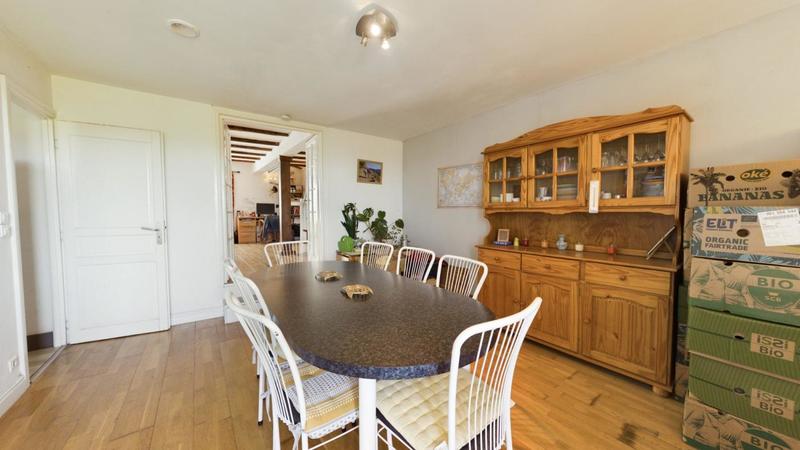 Maison - 138 m² - 5 pièces