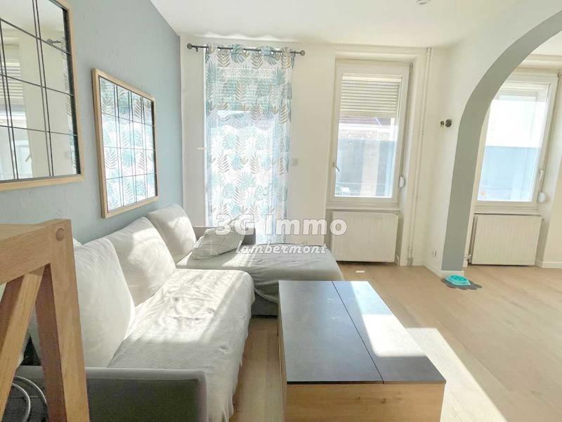 Maison jumelée - 82 m² - 4 pièces