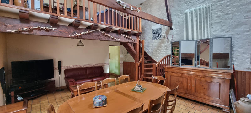 Maison - 158 m² - 6 pièces