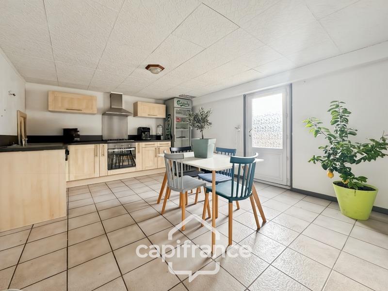 Maison - 148 m² - 6 pièces