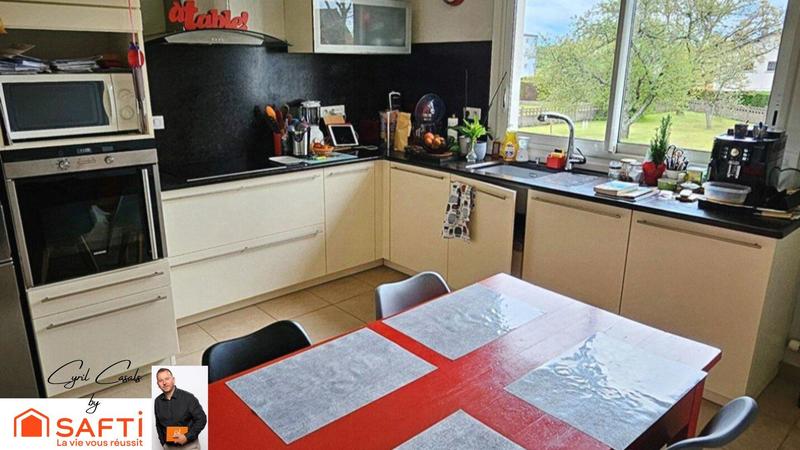 Maison - 149 m² - 6 pièces