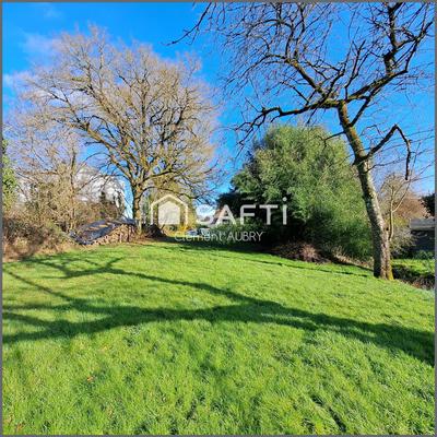 Maison - 195 m² - 9 pièces