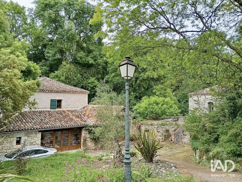 Maison - 170 m² - 4 pièces