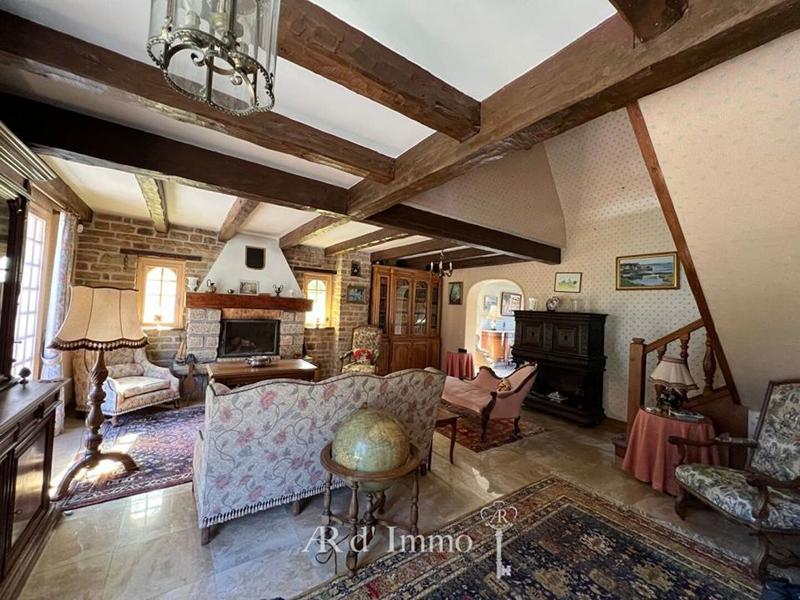 Demeure - 195 m² - 8 pièces