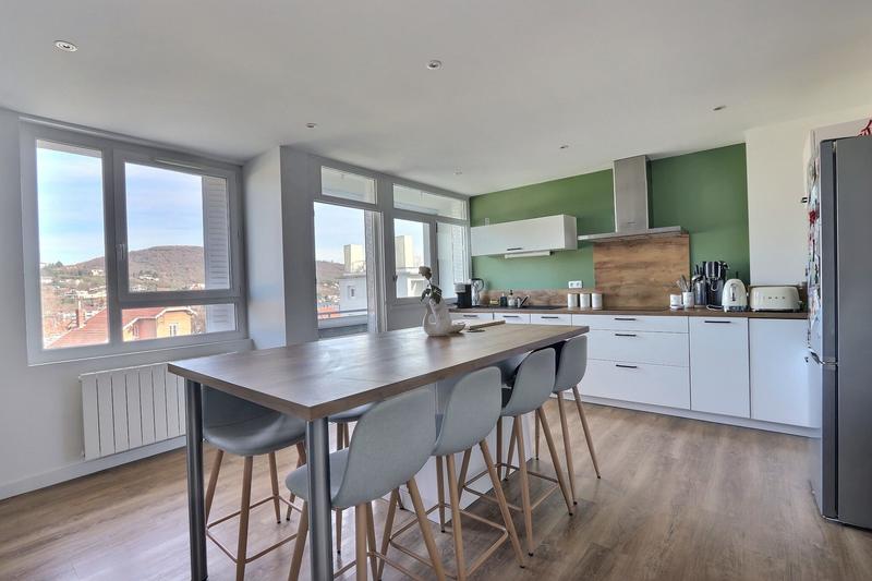 Appartement - 75 m² - 3 pièces