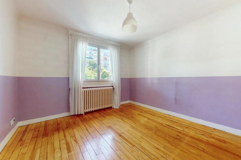 Maison - 170 m² - 8 pièces