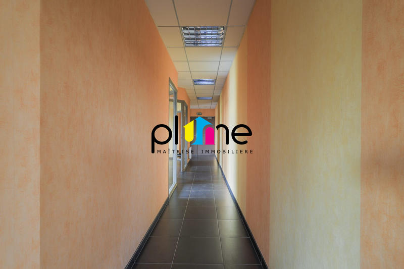 Bureau - 120 m²