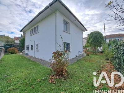 Maison de ville - 144 m² - 5 pièces