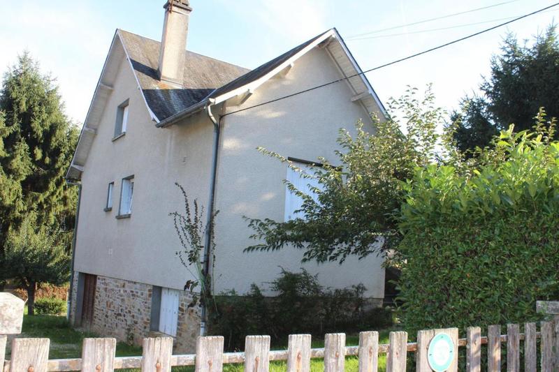 Maison traditionnelle - 94 m² - 4 pièces