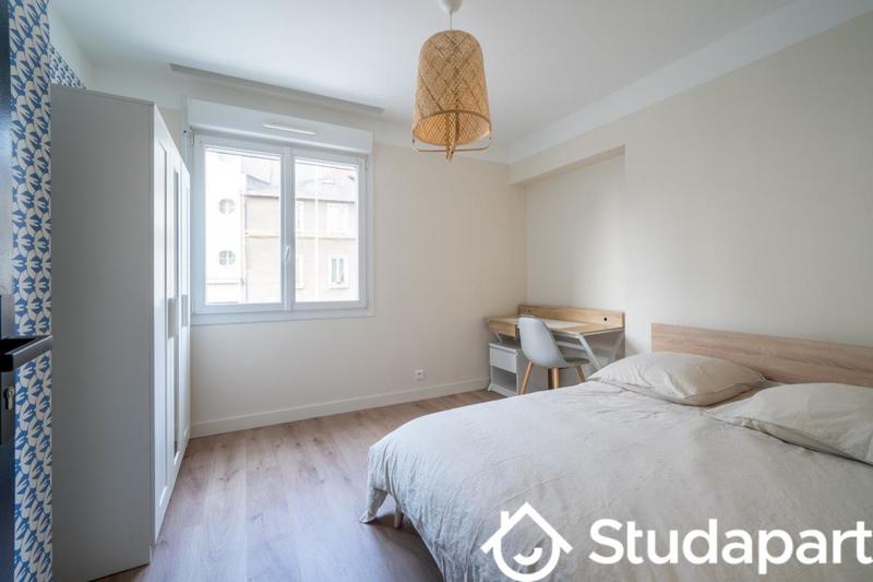 Chambre - 10 m² - 1 pièce