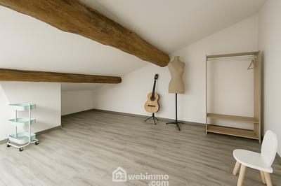 Maison de village - 110 m² - 6 pièces