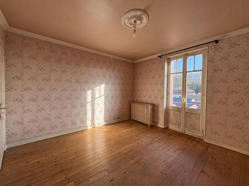 Maison - 143 m² - 6 pièces