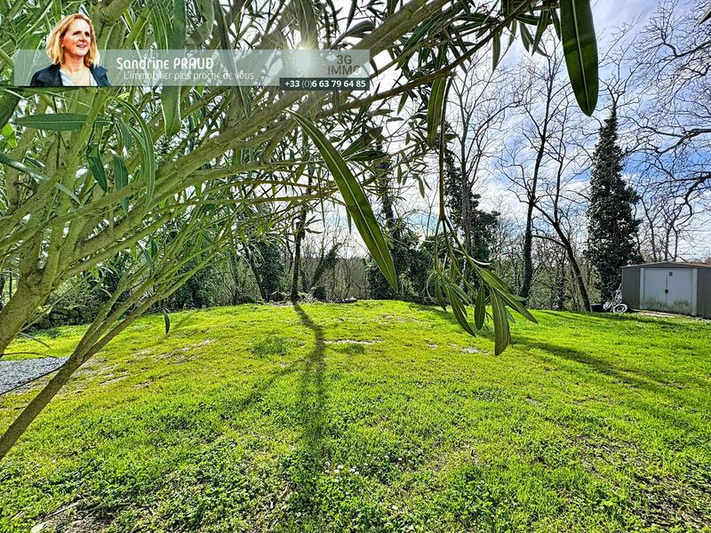 Maison en pierre - 201 m² - 7 pièces