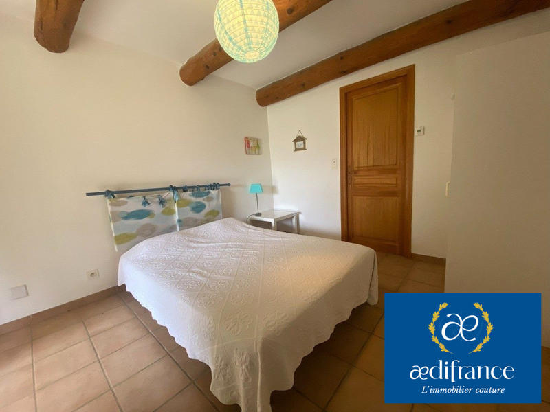 Maison traditionnelle - 231 m² - 9 pièces