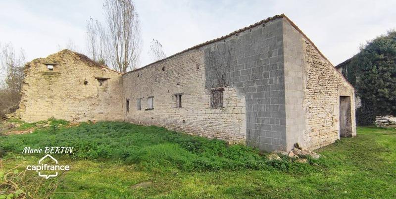 Grange - 80 m² - 1 pièce