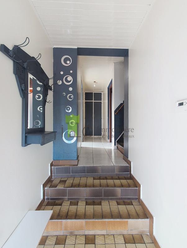 Maison ancienne - 199 m² - 9 pièces