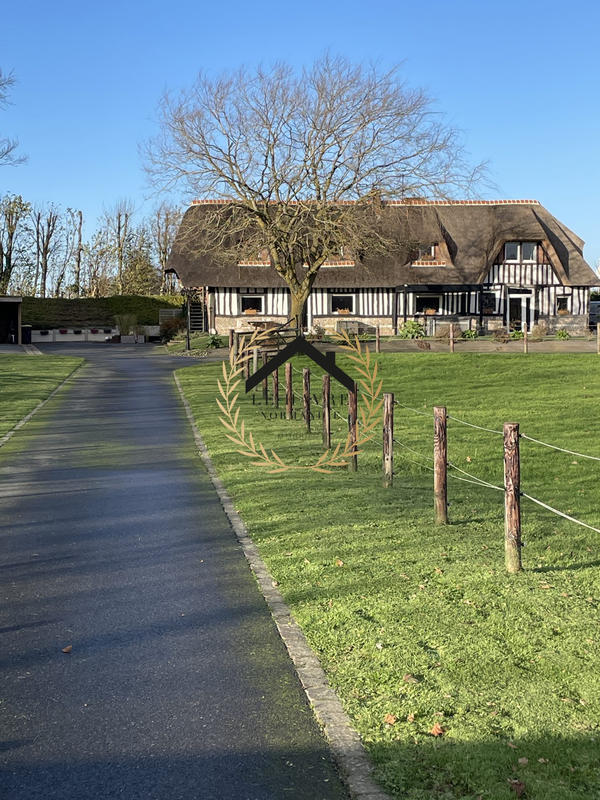 Maison - 297 m² - 8 pièces