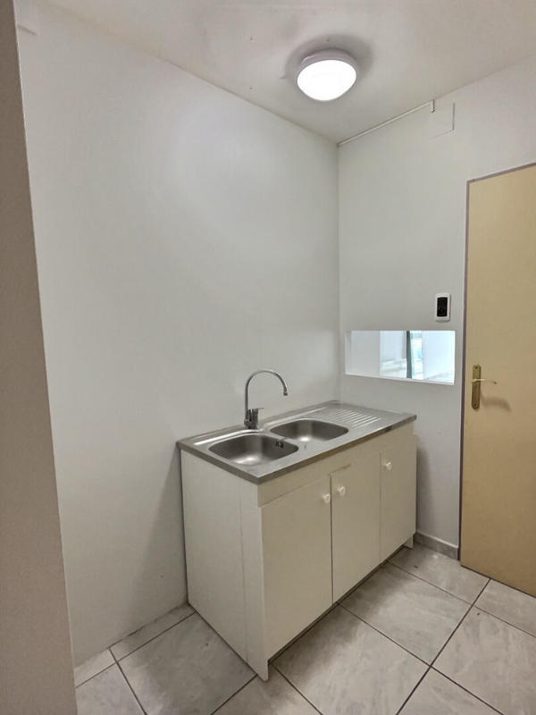 Local commercial - 93 m²