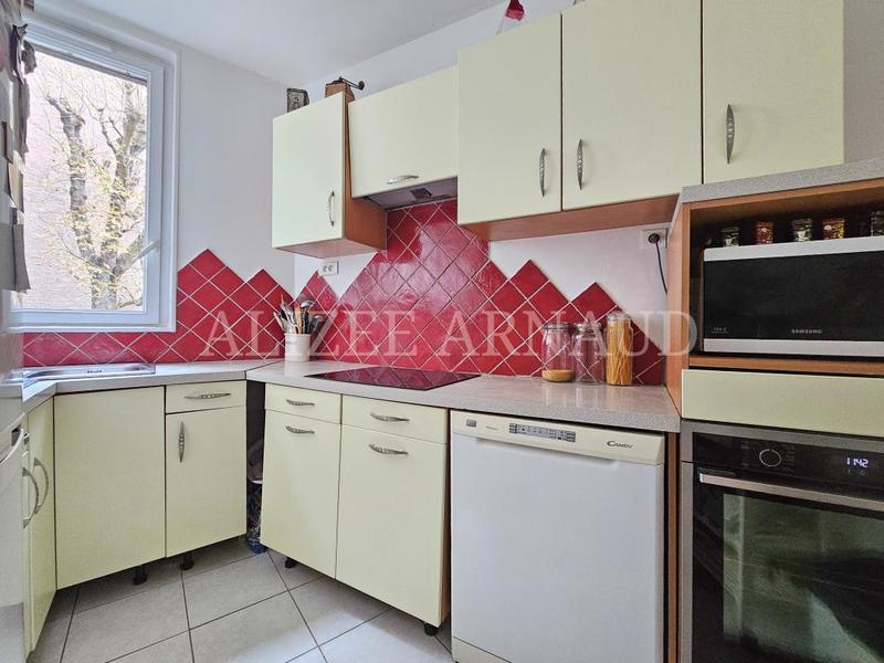 Appartement - 75 m² - 4 pièces