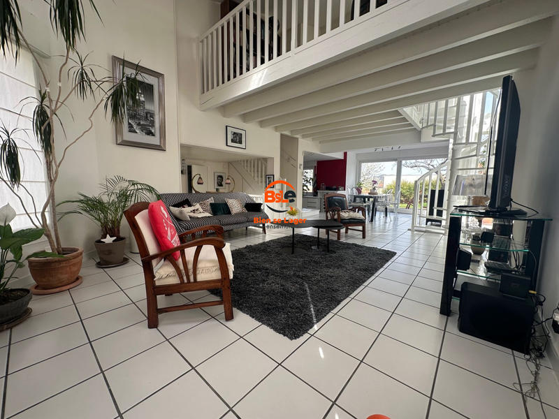 Maison contemporaine - 119 m² - 5 pièces