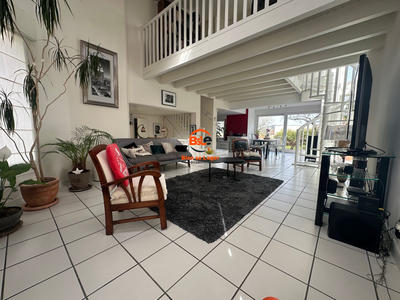 Maison contemporaine - 119 m² - 5 pièces