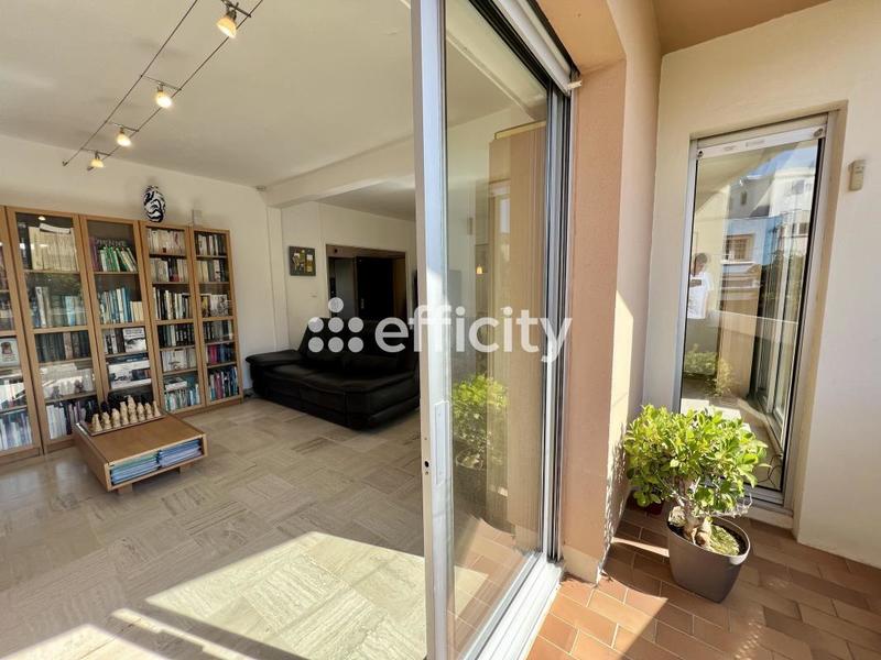 Appartement - 94 m² - 4 pièces