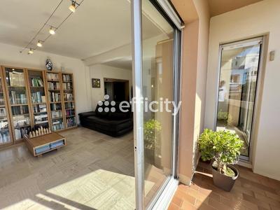 Appartement - 94 m² - 4 pièces