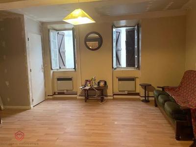 Maison de village - 81 m² - 4 pièces